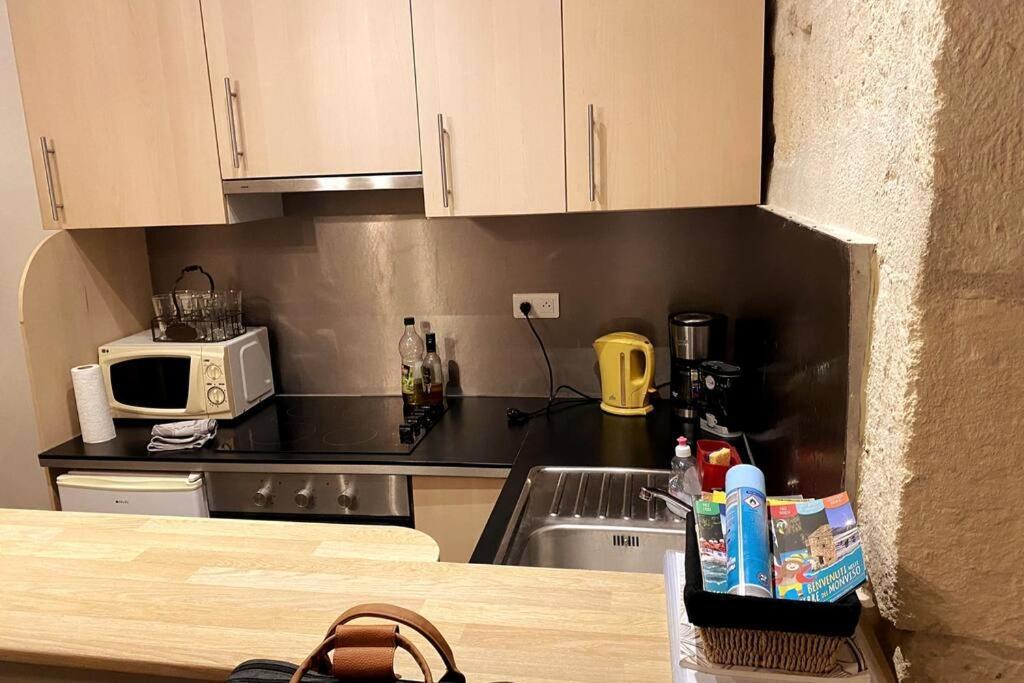 Appartement Au Coeur Du Quartier De La Roquette Arles Extérieur photo