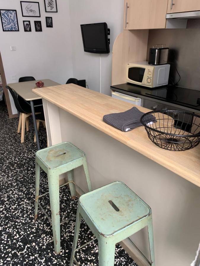 Appartement Au Coeur Du Quartier De La Roquette Arles Extérieur photo